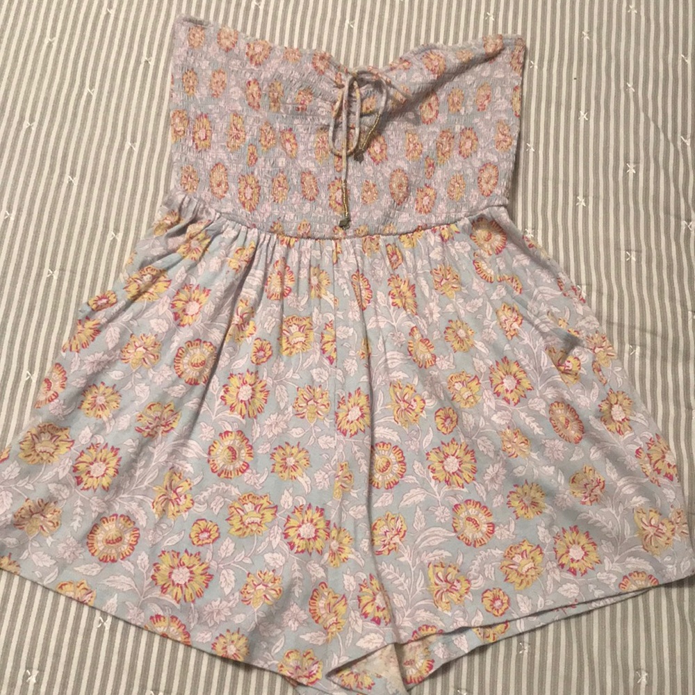 Pac Sun billabong flower strapless romper